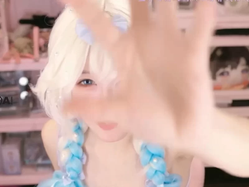 [自行打包] nide_xiaogou 瑶 玉桂狗Cosplay直播自慰 [3v+2.1g][老王自建盘]